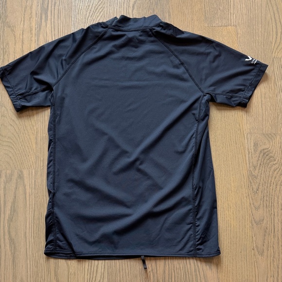 Boy's RVCA Black Rash Guard - Size Large - Picture 4 of 4